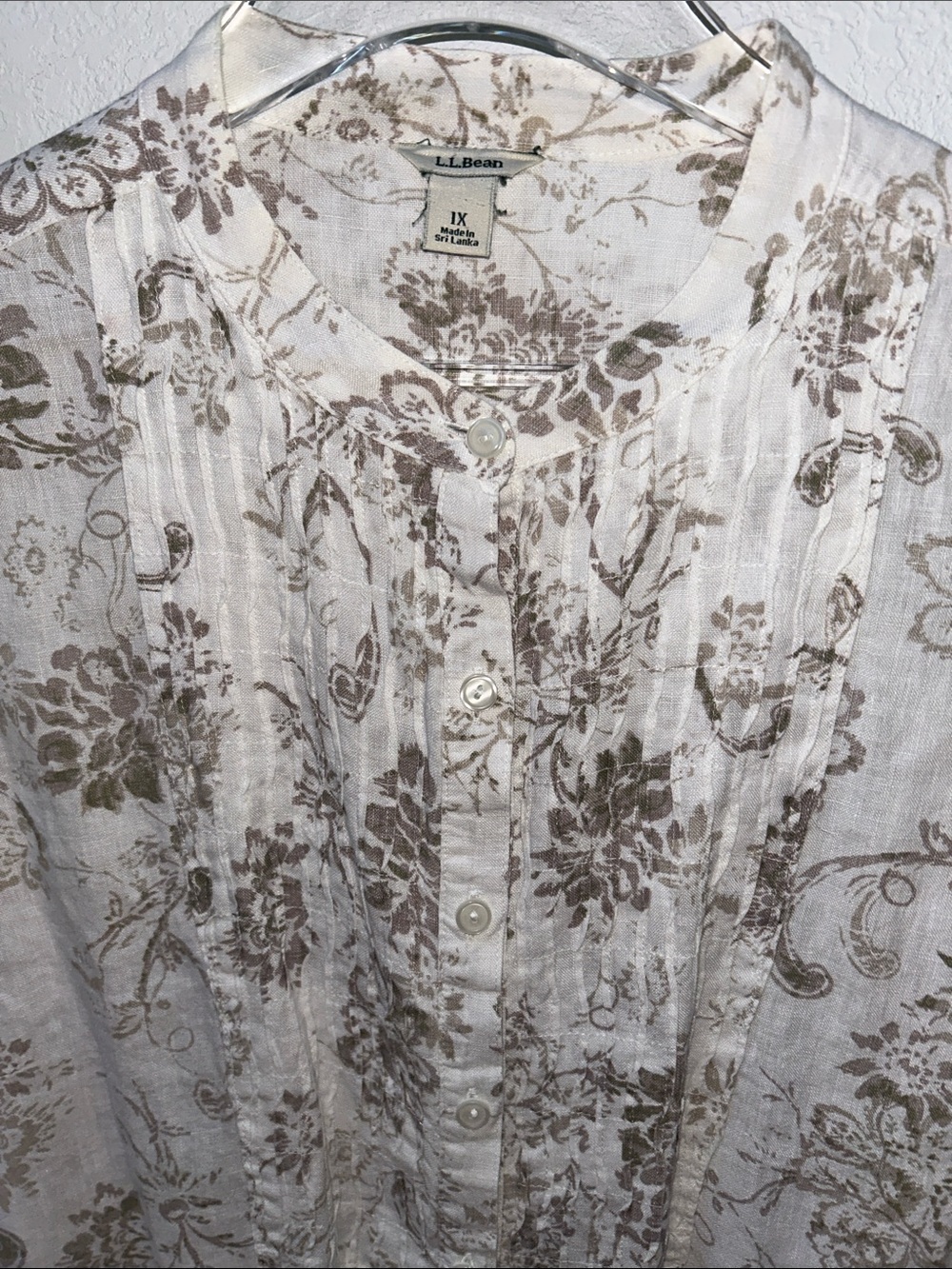 L.L. Bean EUC Linen Natural Beige with Tan Floral Long-Sleeve Button-Down 1X